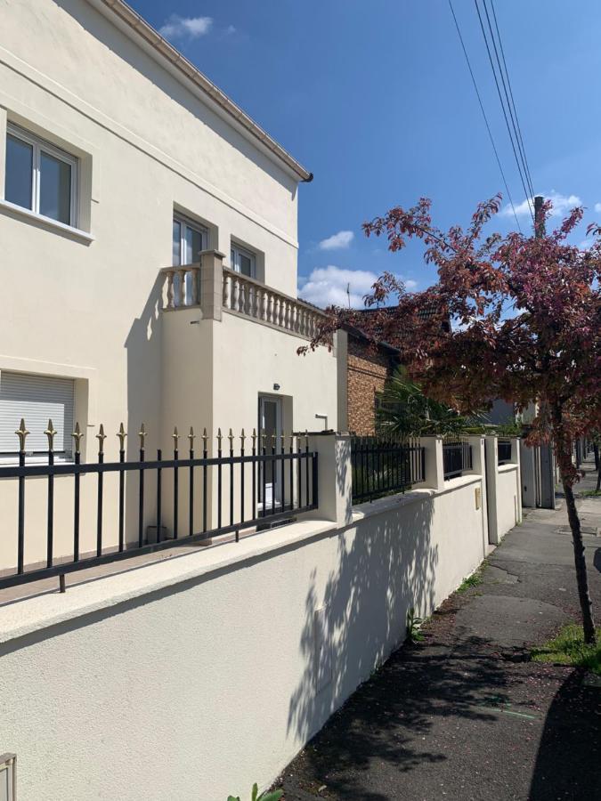 Villa Tenjin Chambre 1 Bondy Buitenkant foto