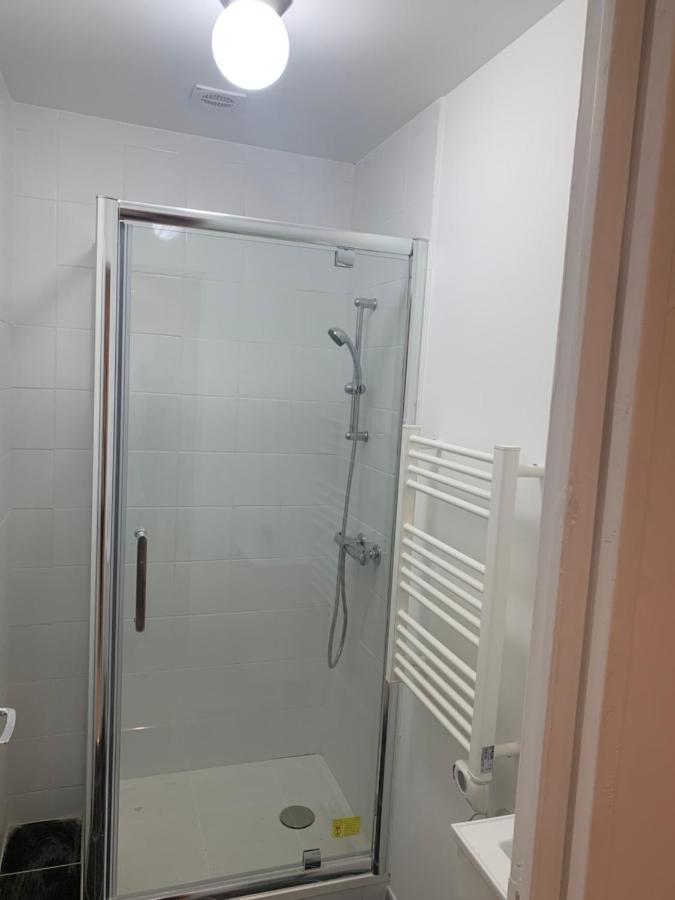 Villa Tenjin Chambre 1 Bondy Buitenkant foto